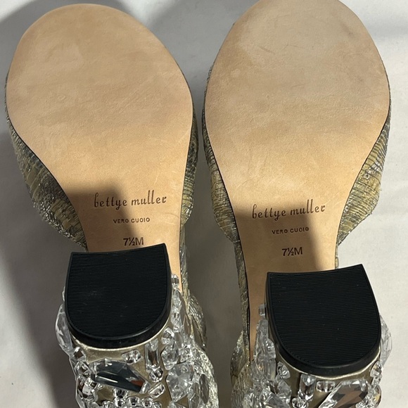 Bettye Muller Gold Heels - Picture 6 of 6